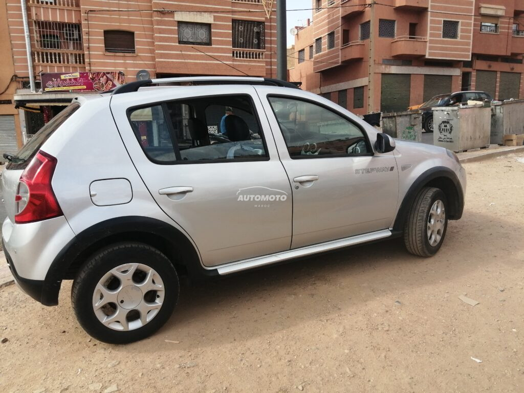 Dacia sandero-dacia