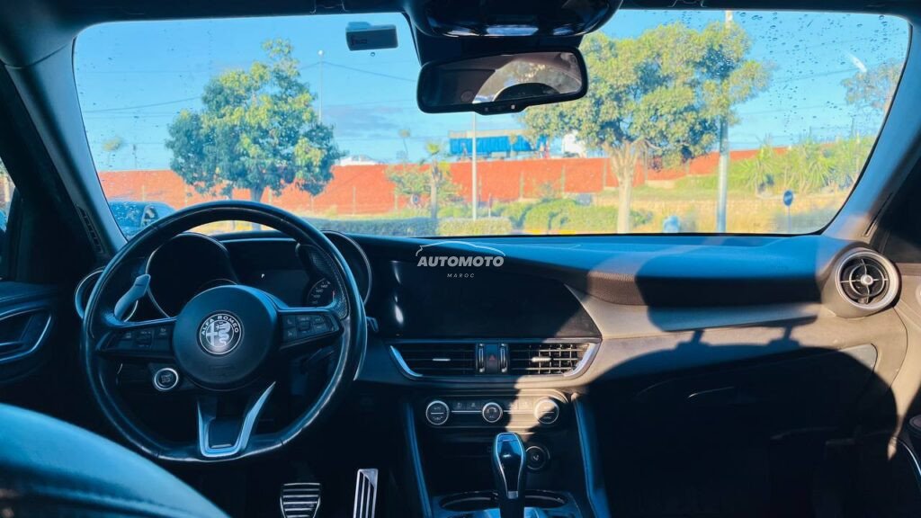 alpha-romeo giulia-alpha-romeo