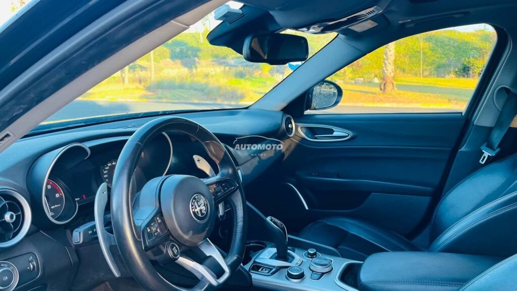 alpha-romeo giulia-alpha-romeo